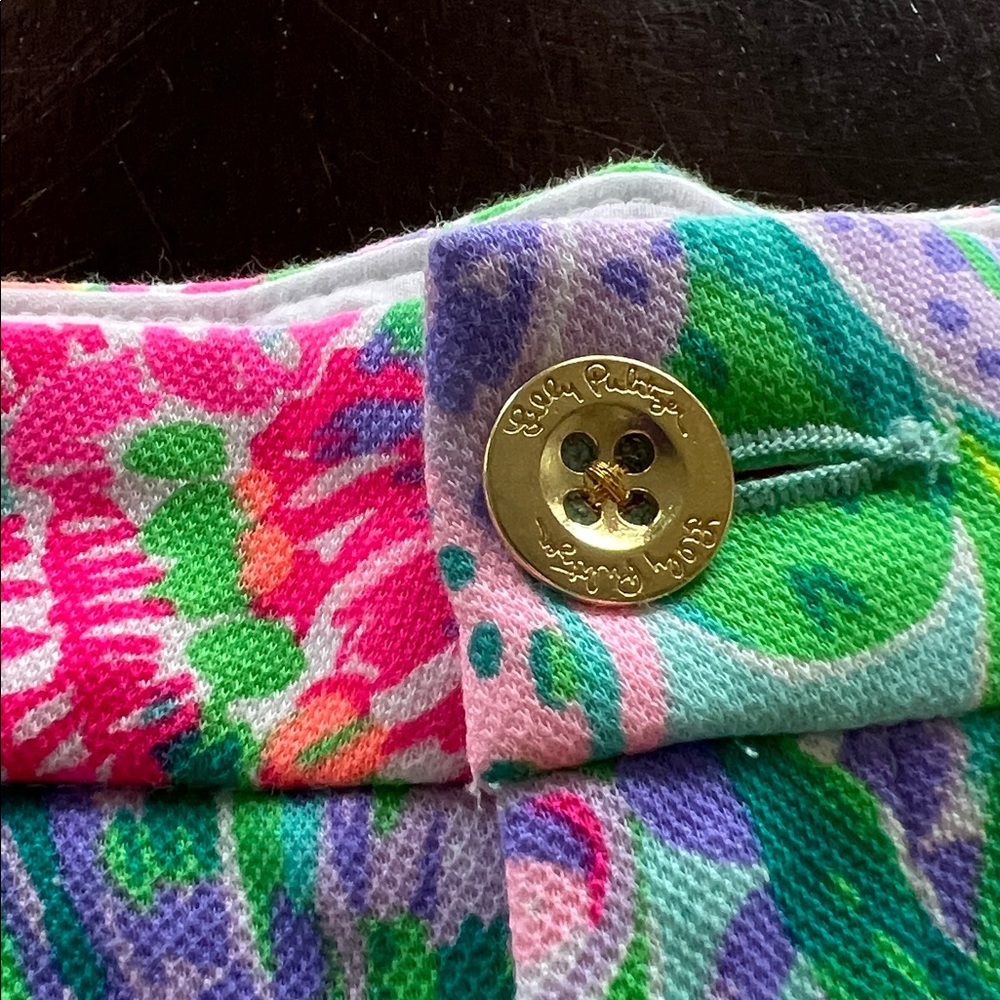 Lilly Pulitzer shorts 32” waist - Picture 3 of 13